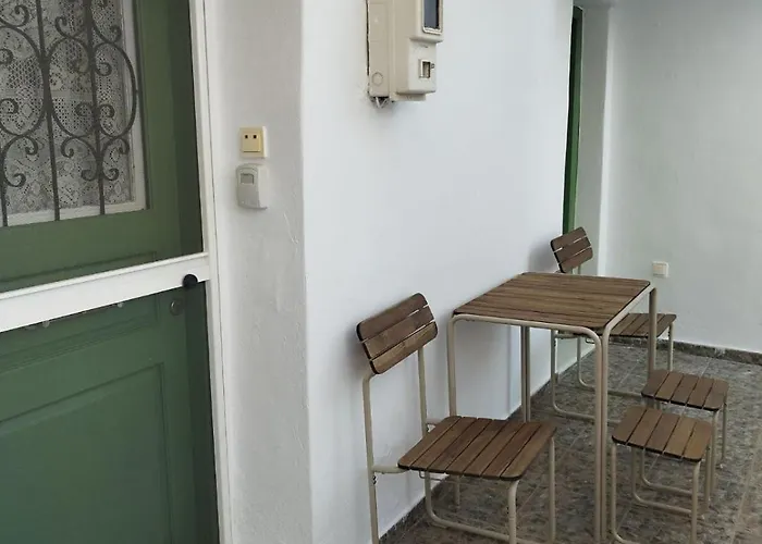 A V G E R I N O S Naxos Holiday home *