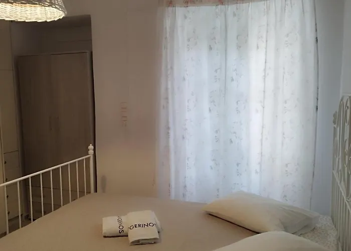 A V G E R I N O S Naxos